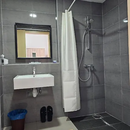 Leisure Imperium Residence Studio Seaview Kuantan Exterior photo